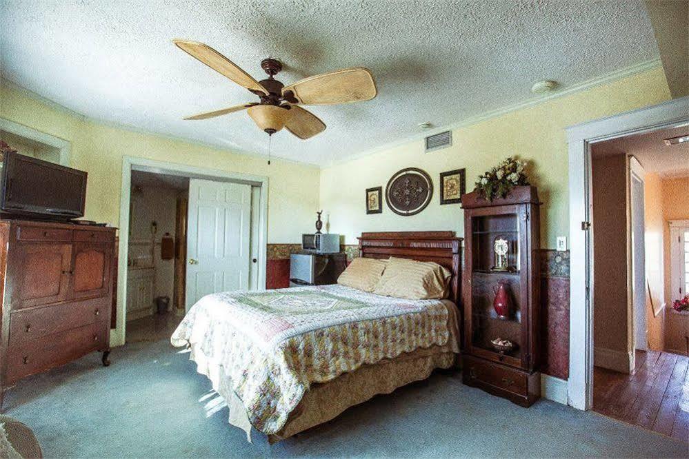 Speedway Legacy Inn インディアナポリス エクステリア 写真